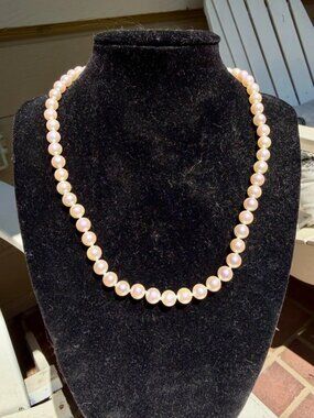 6.5x7mm Bright White Saltwater Akoya Pearl Necklace w Box & Certificate